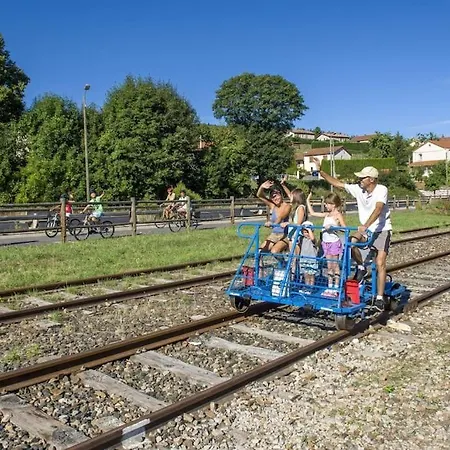 Maison Au Calme Dans La Verdure