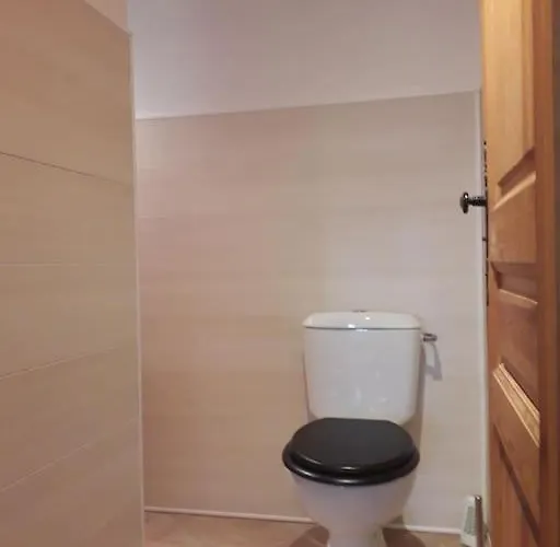 Holiday home Maison Au Calme Dans La Verdure